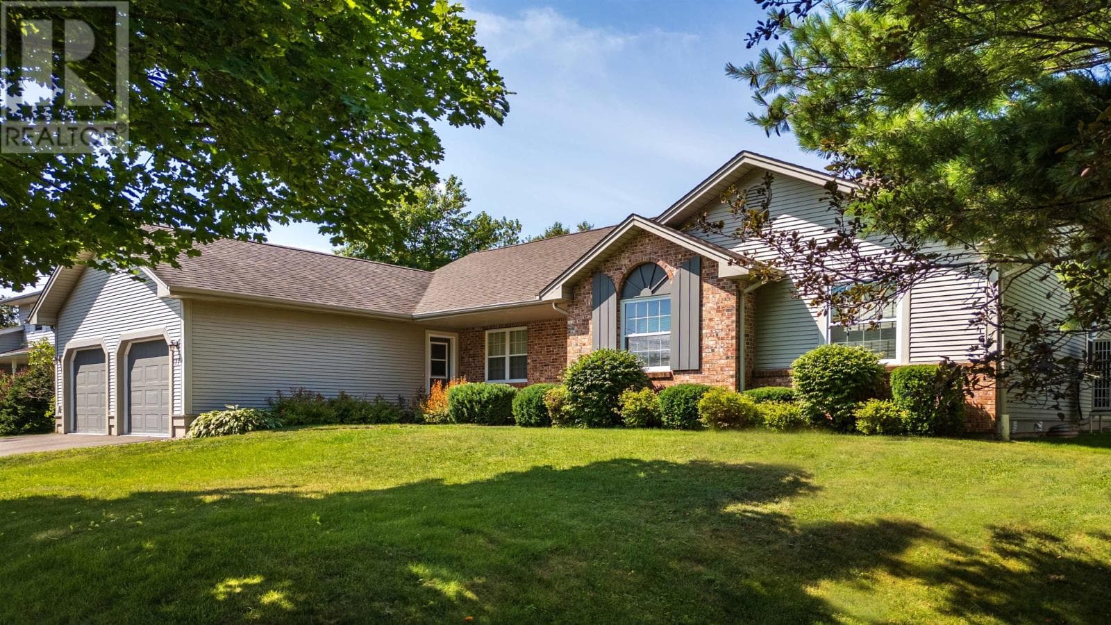 77 PARKSIDE Drive