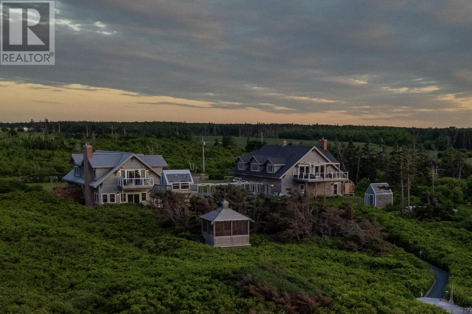 108 Tommys Lane