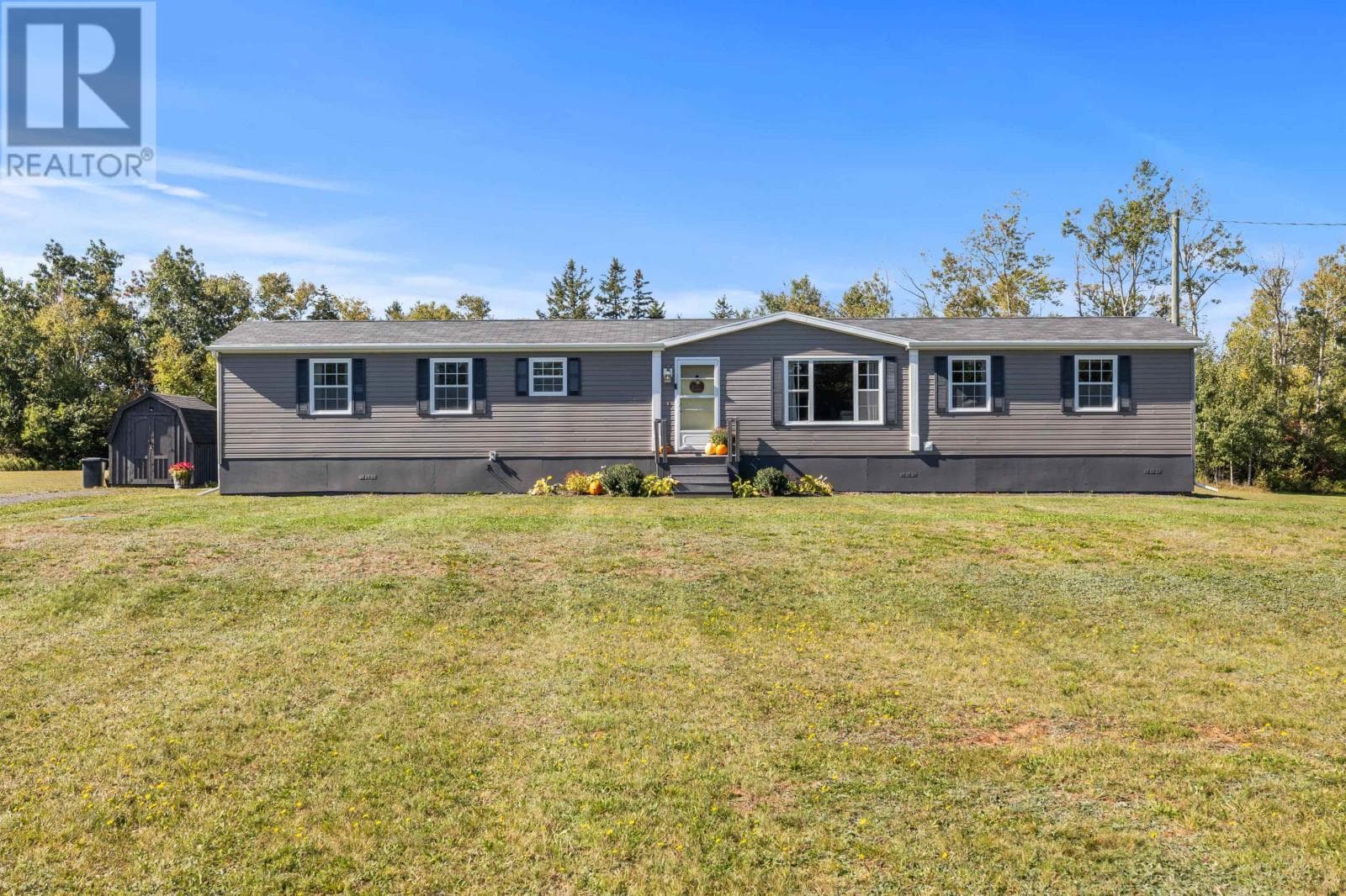 558 Lower Montague Road