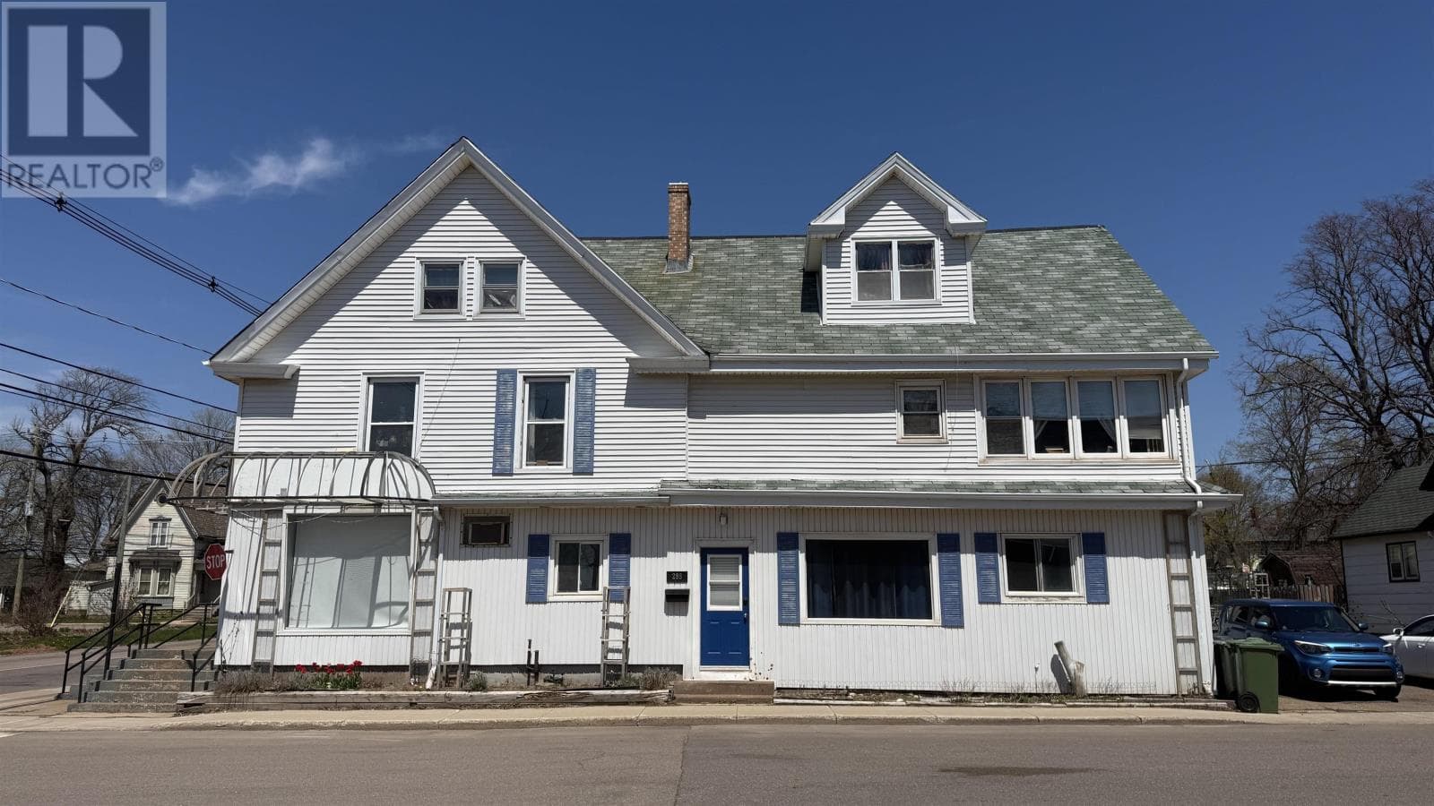 61-63 Central Street