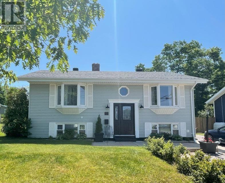 16 Moreau Drive