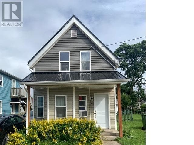 51 Douglas Street