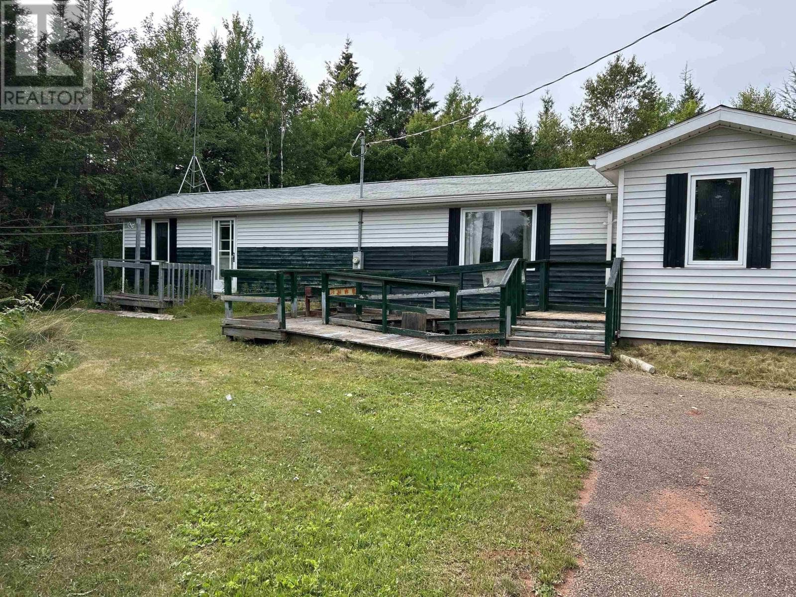 2388 Center Line Road