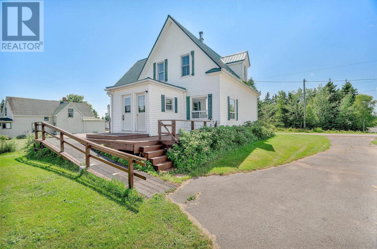153 NEWPORT WHARF Road