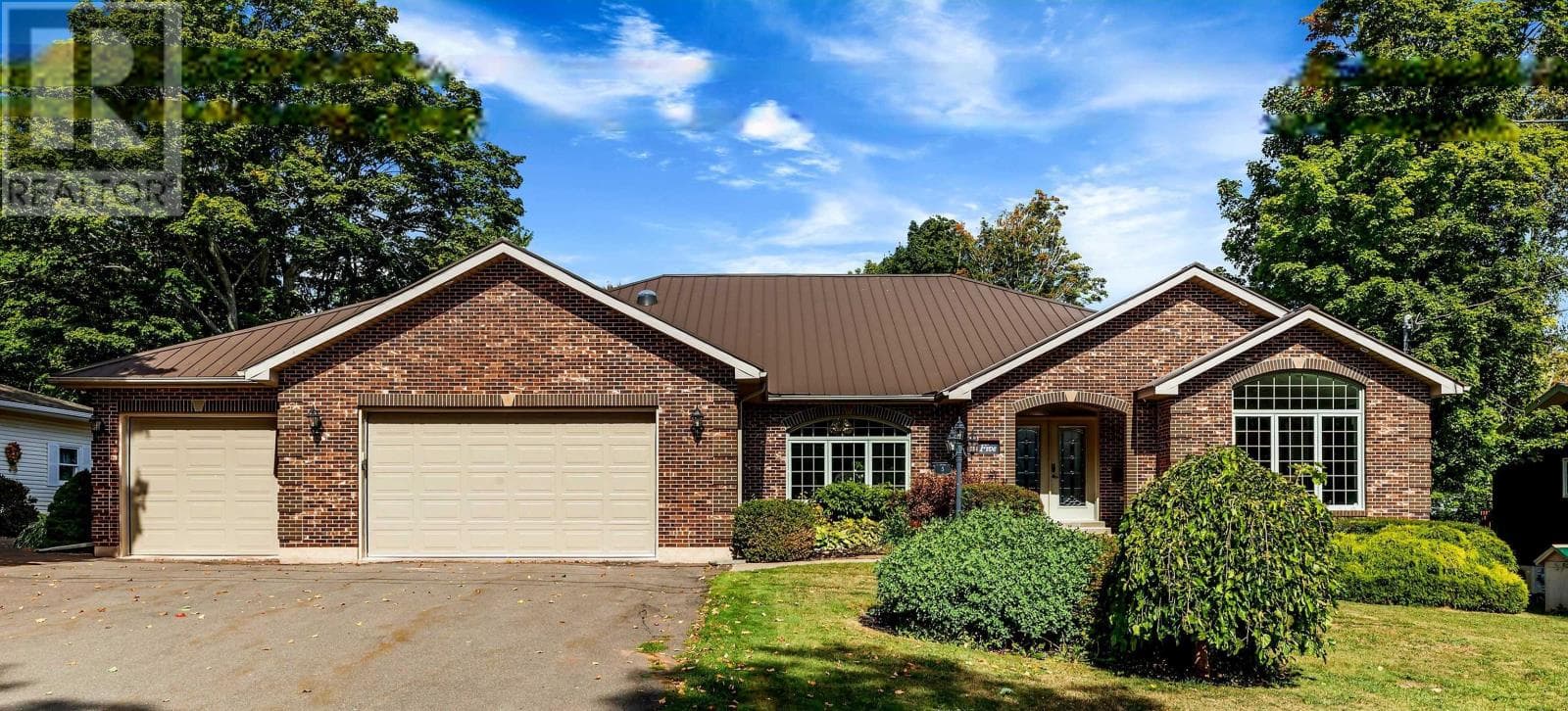 5 Harris Court
