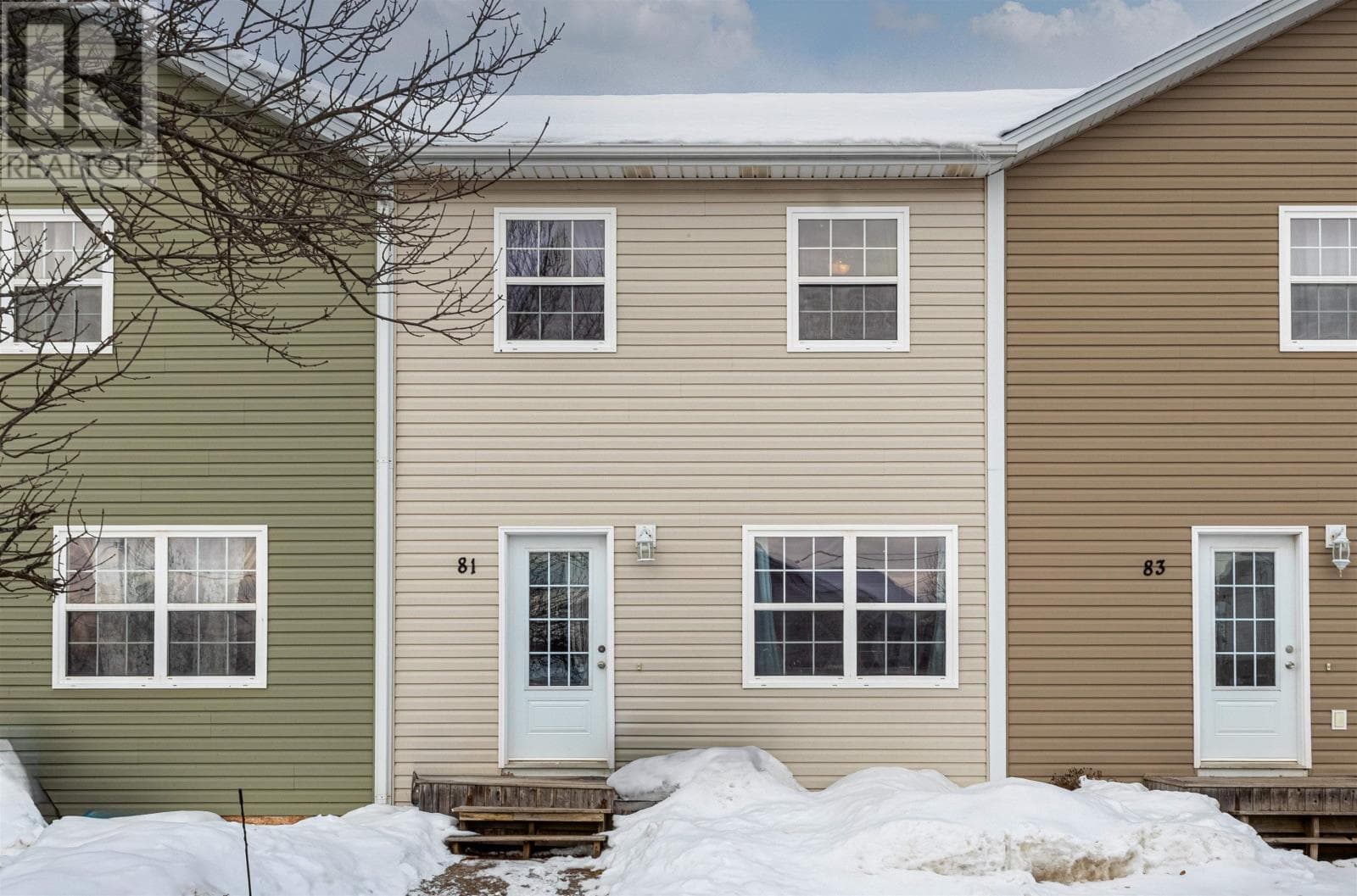 81 Westridge Crescent