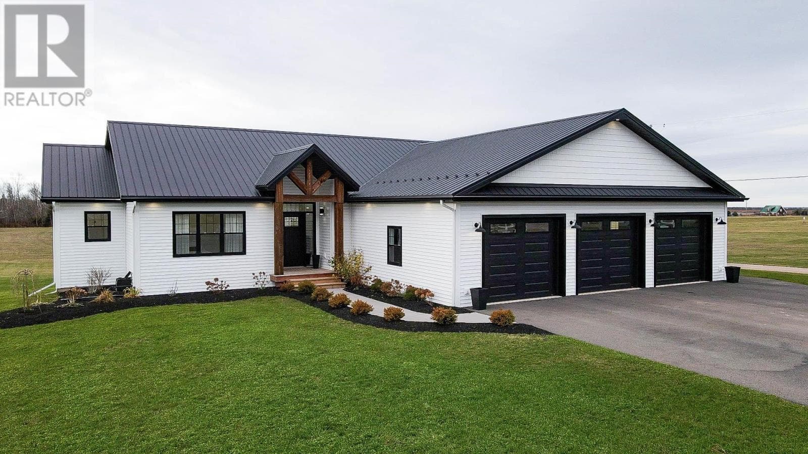 137 MacMillan Point