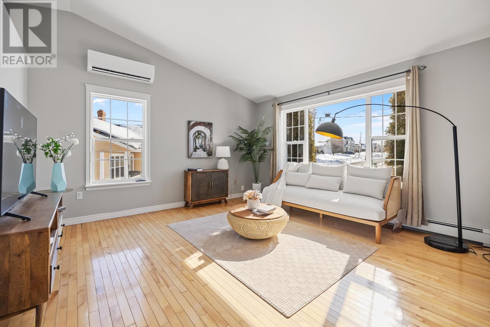 28 Southway Crescent