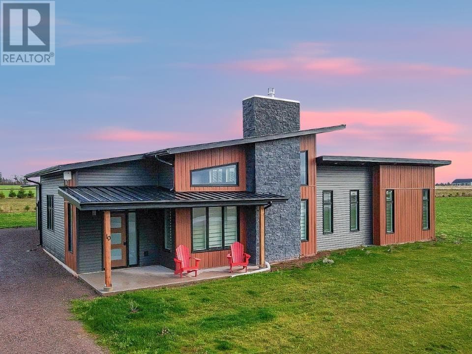 10 River View Drive