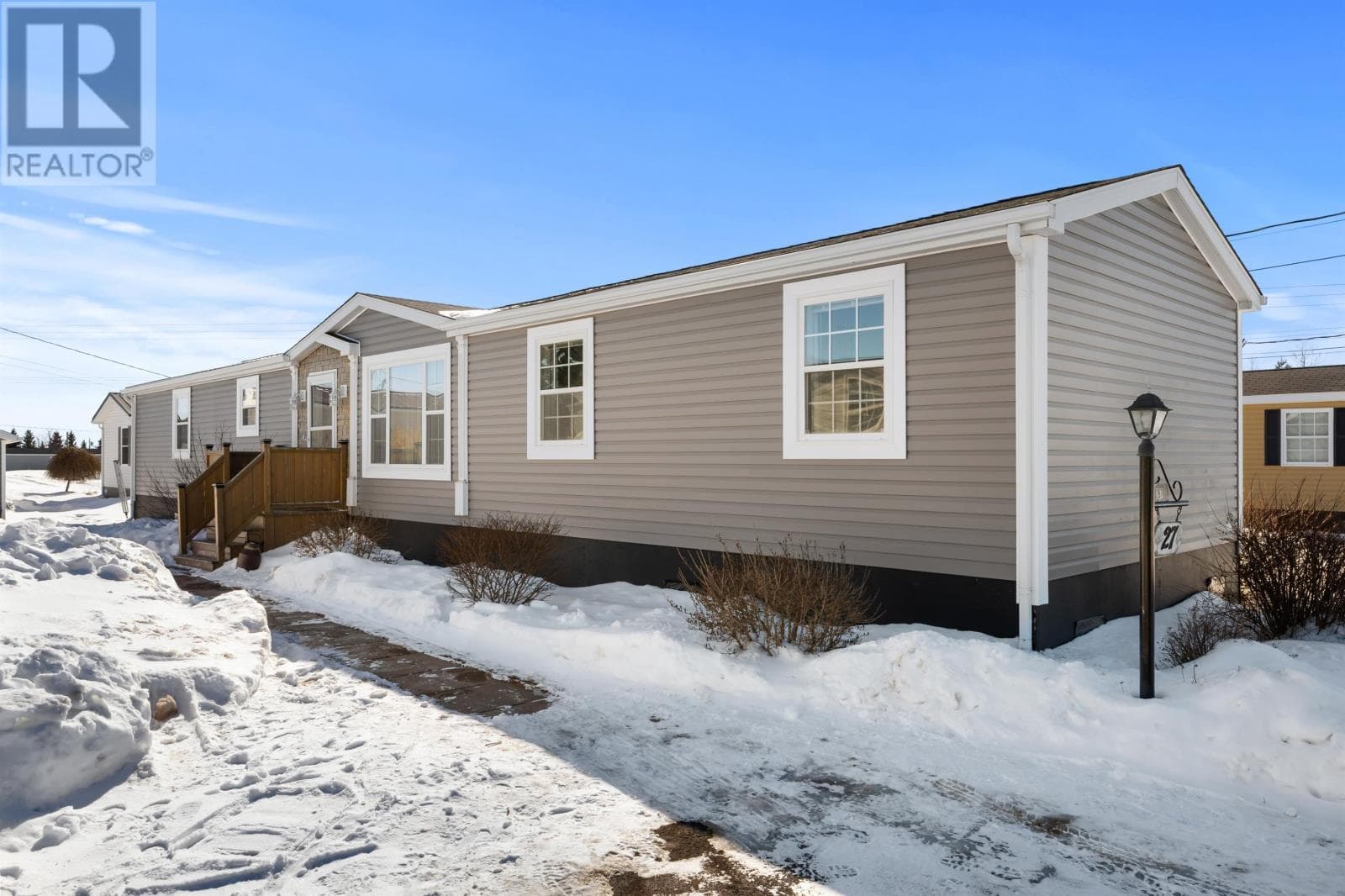 27 Kenzie Myers Avenue