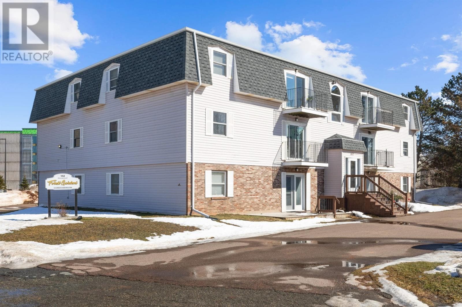 8-152 Maypoint Road
