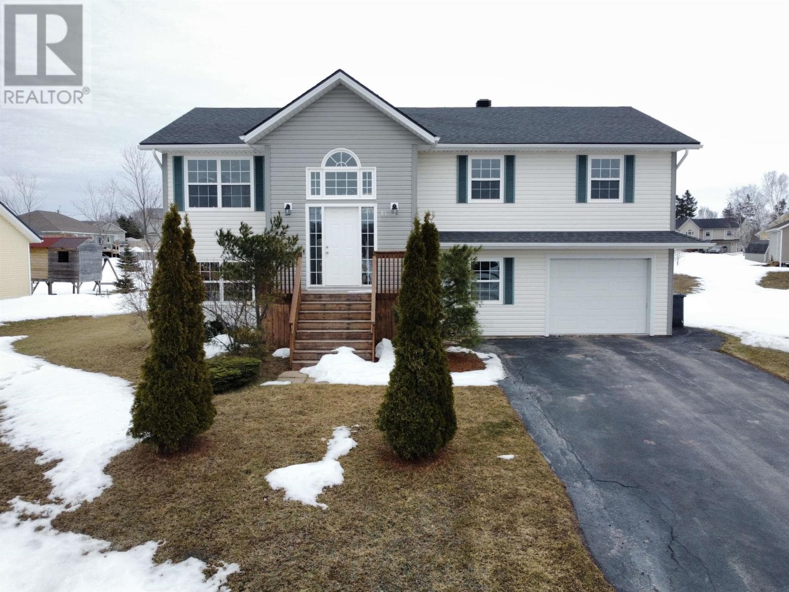 84 Bonavista Avenue