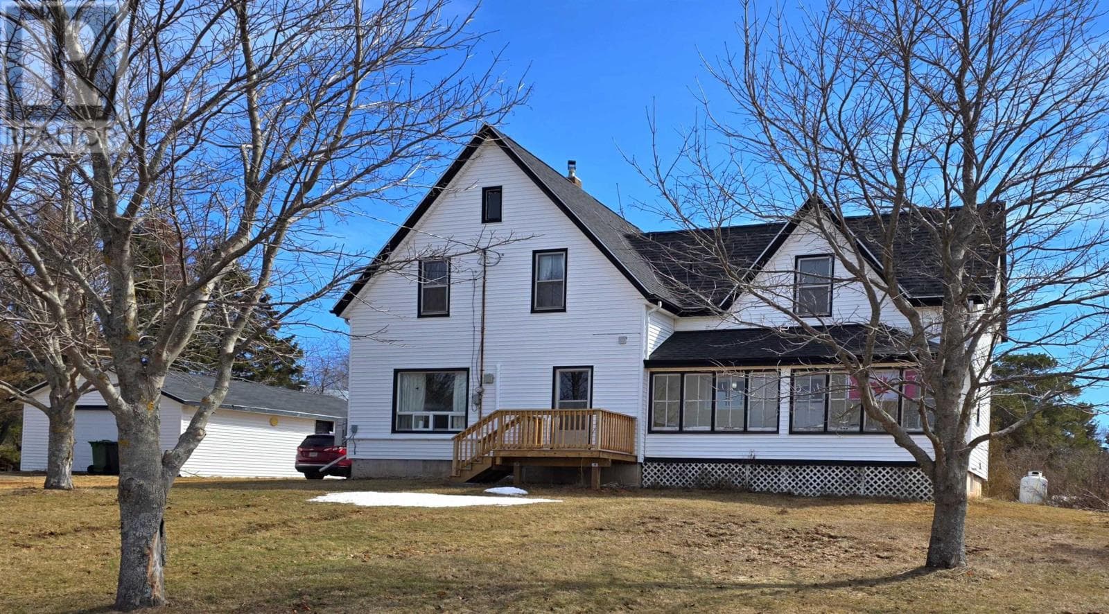 989 Canoe Cove Road