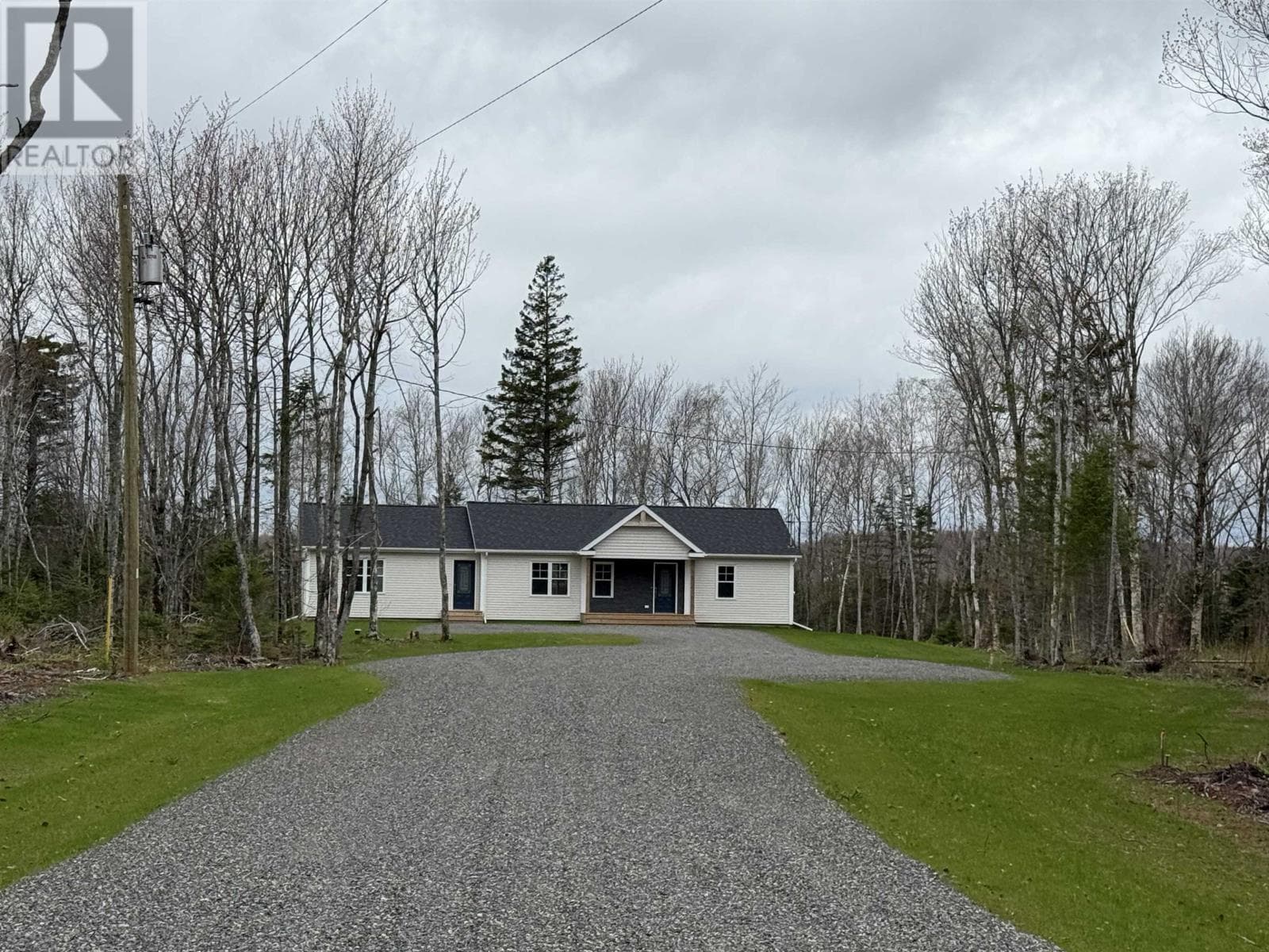 17 Treehaven Court