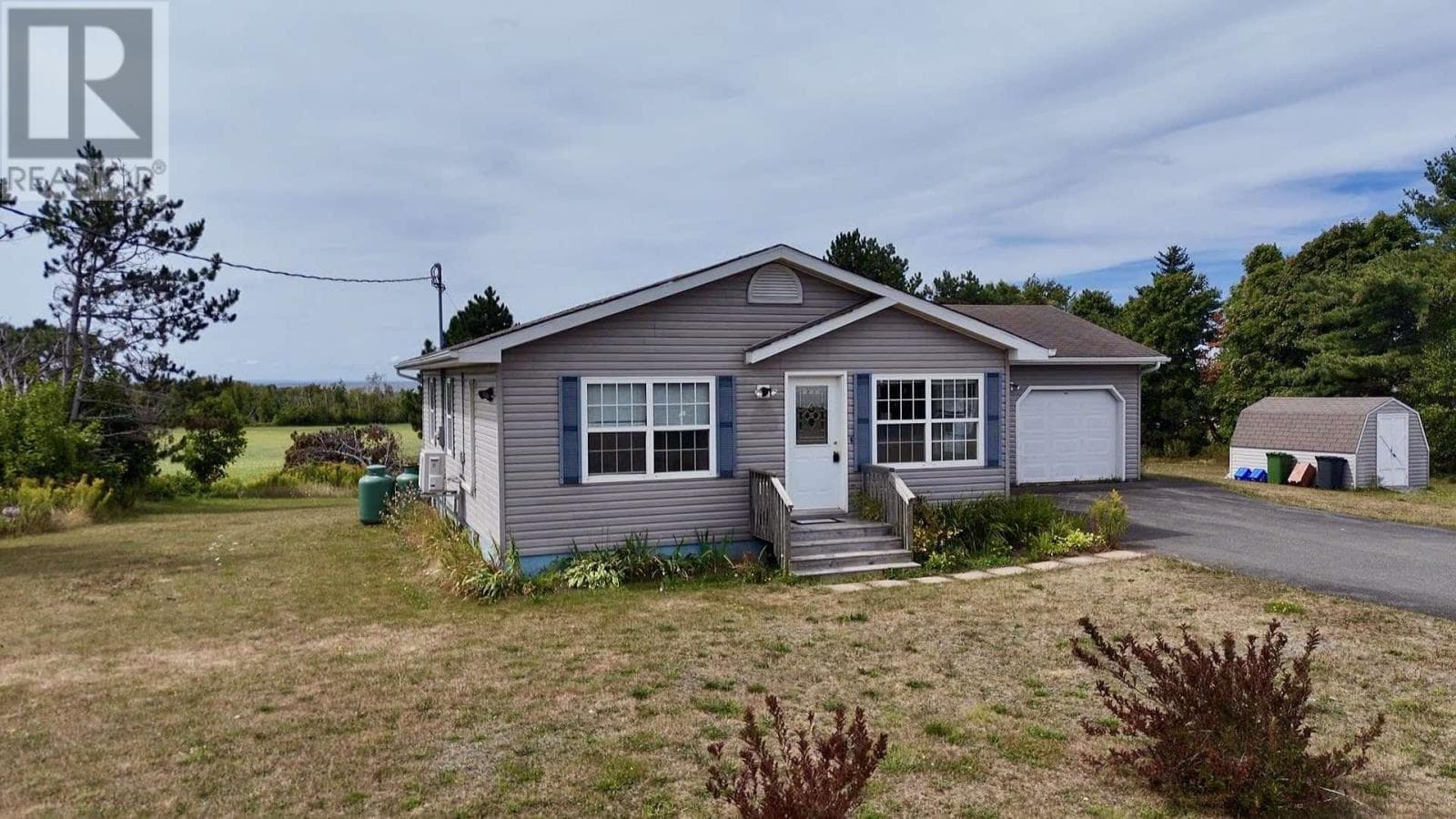 57 Ponds Road