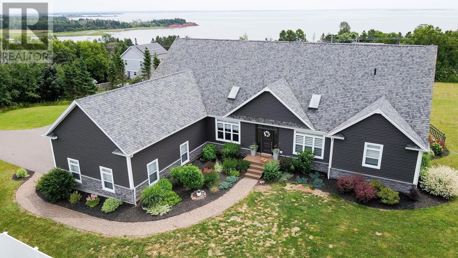 23 Paget Crescent