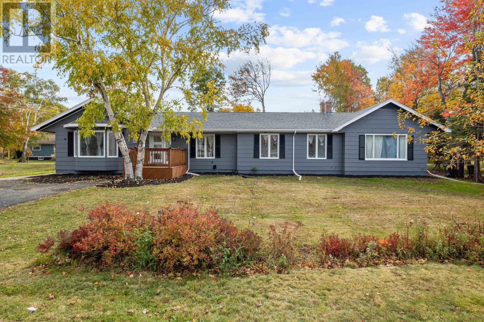 24 Oak Drive