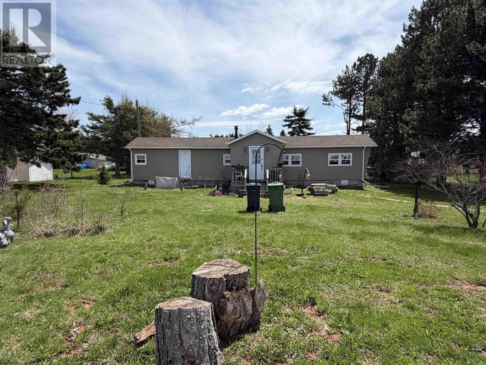 335 GLENN Drive
