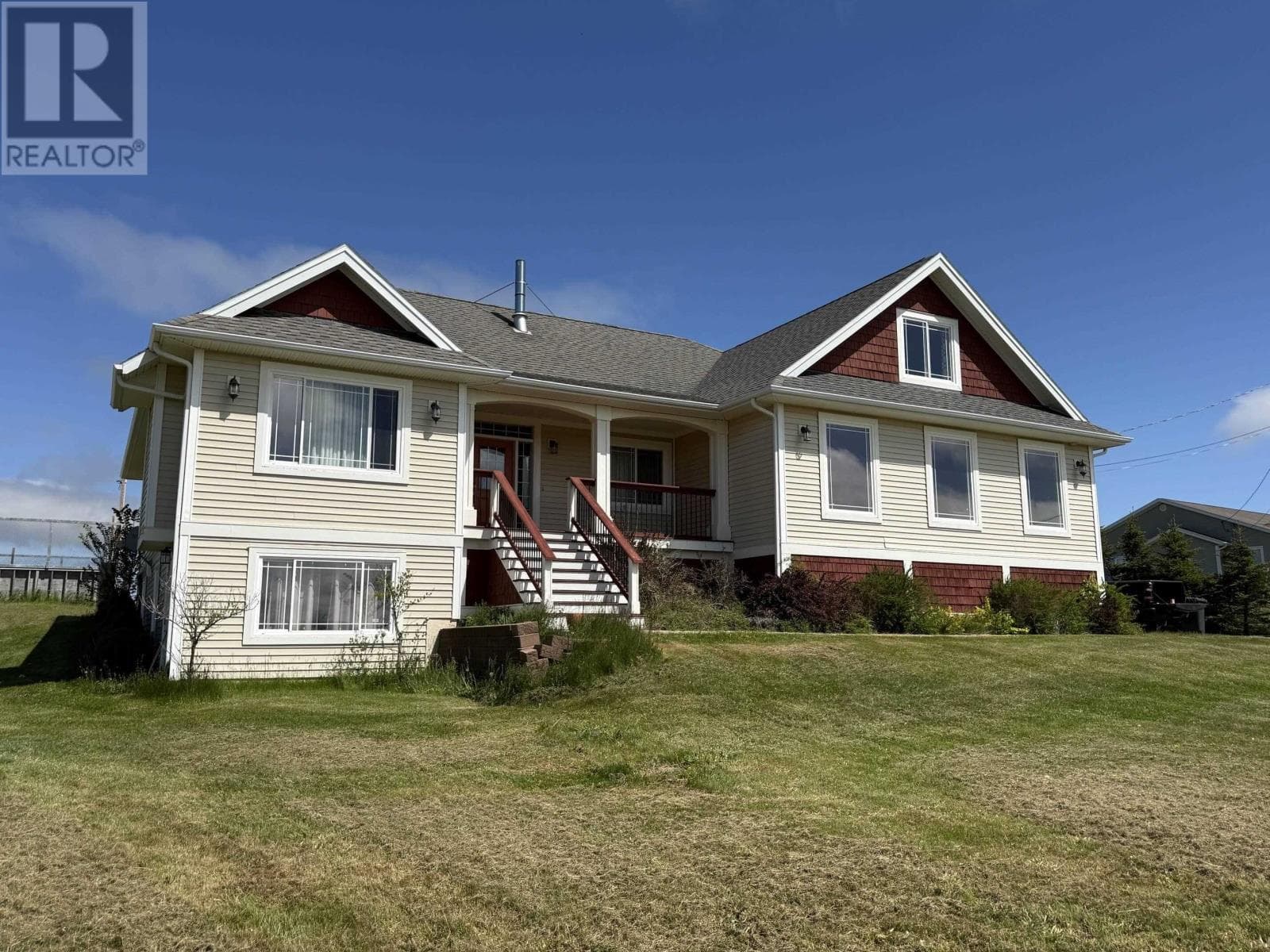 749 CITY VIEW Drive