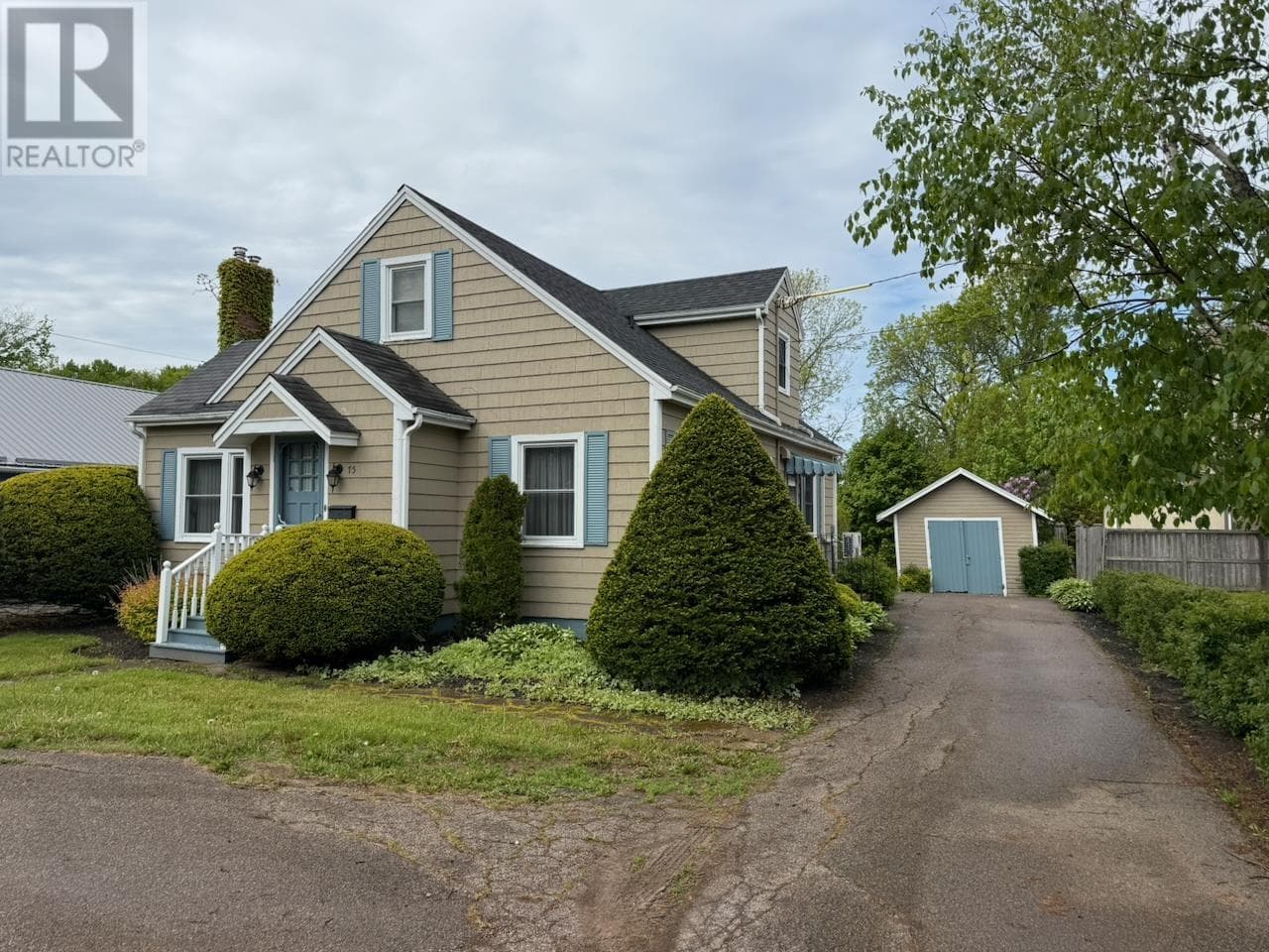 75 MOUNT EDWARD Road