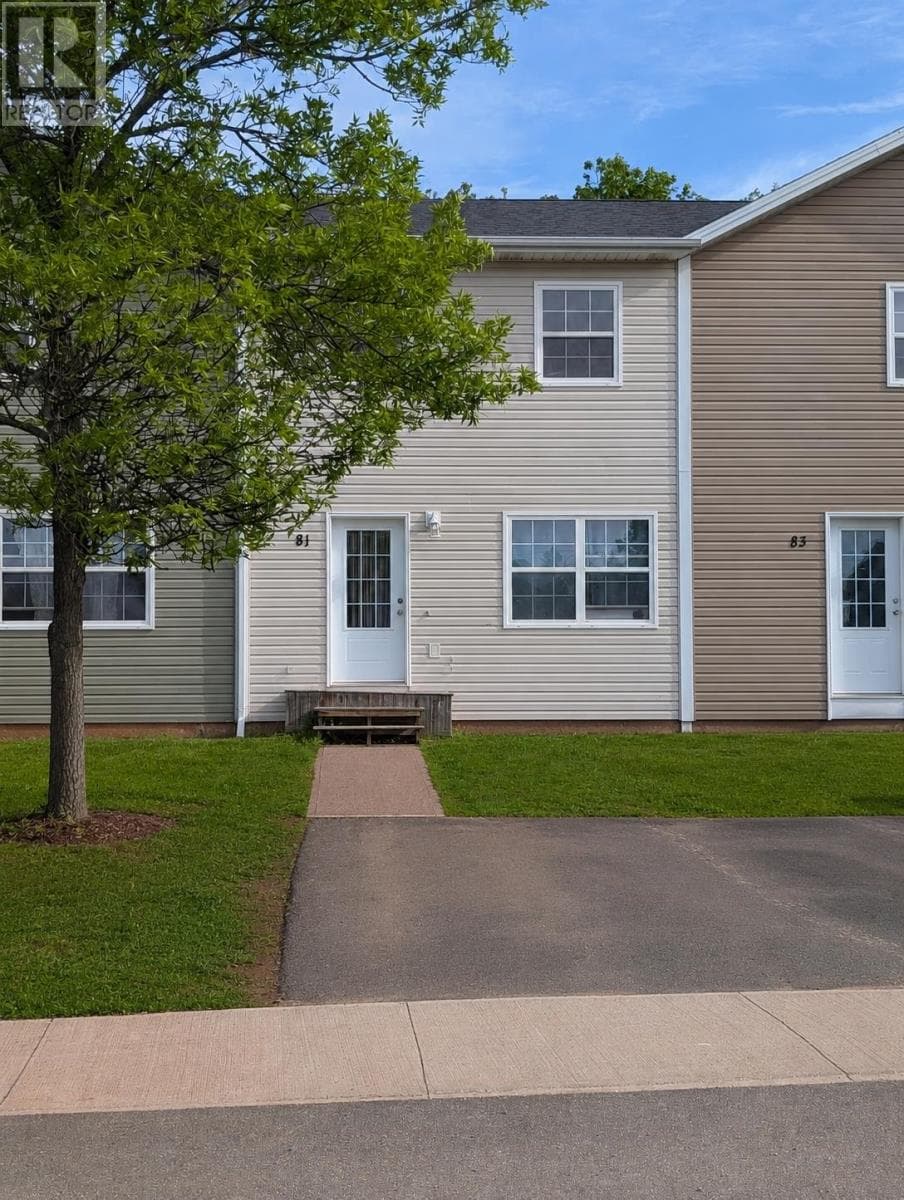 81 Westridge Crescent