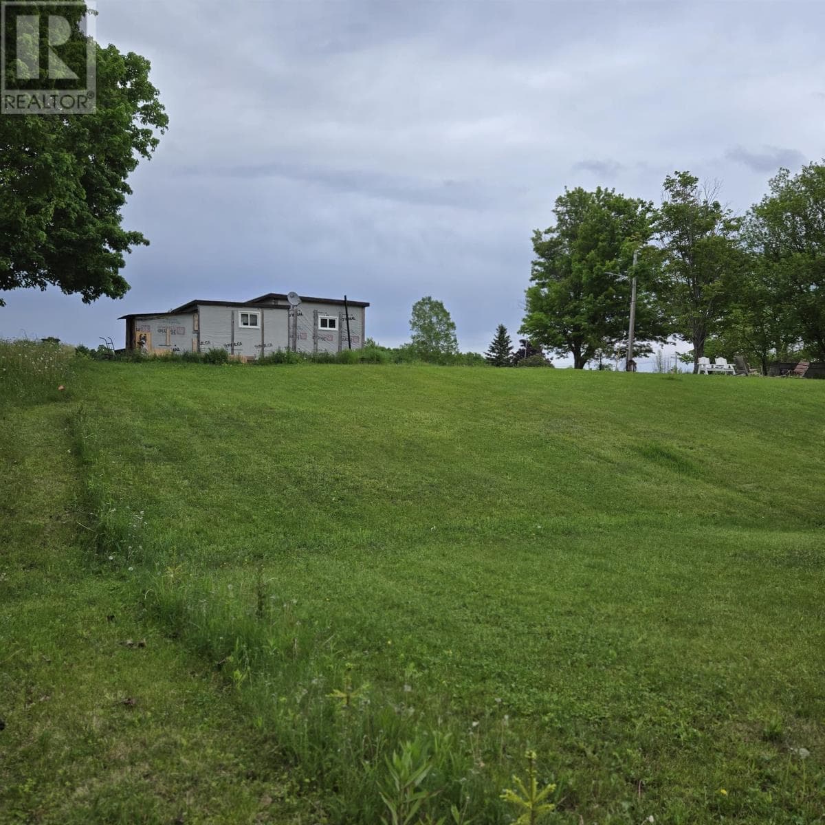 15 Lorabelle Court