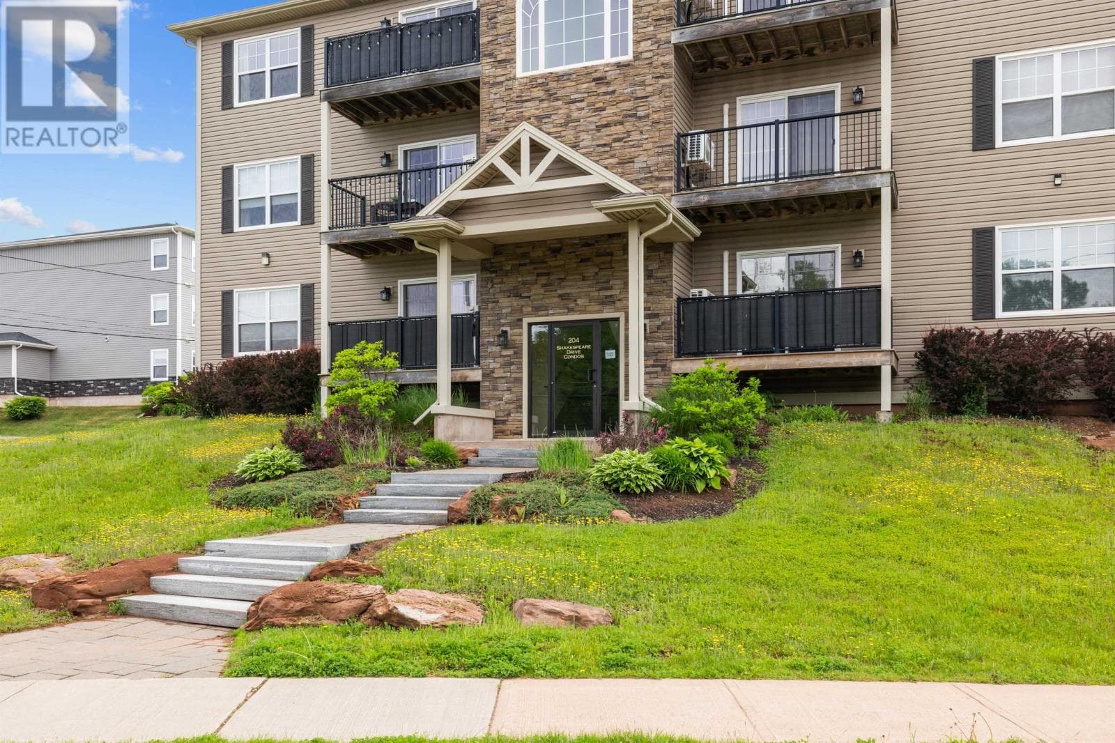 305-204 Shakespeare Drive