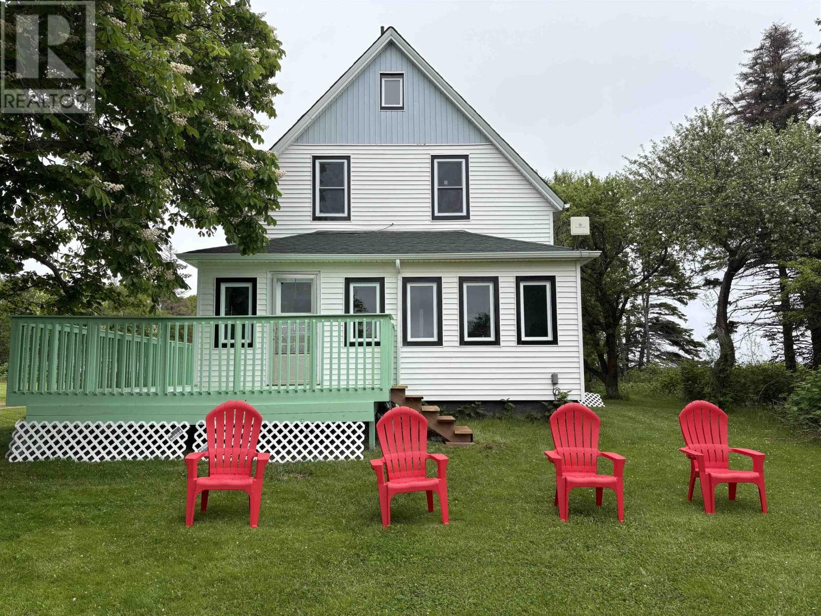 520 North Lake Harbour Road