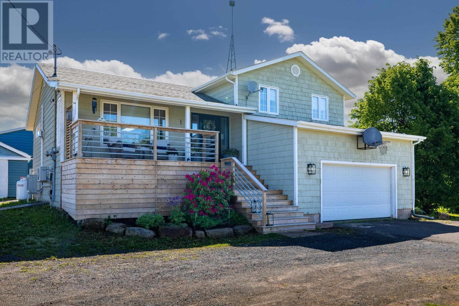 79 Waterside Road