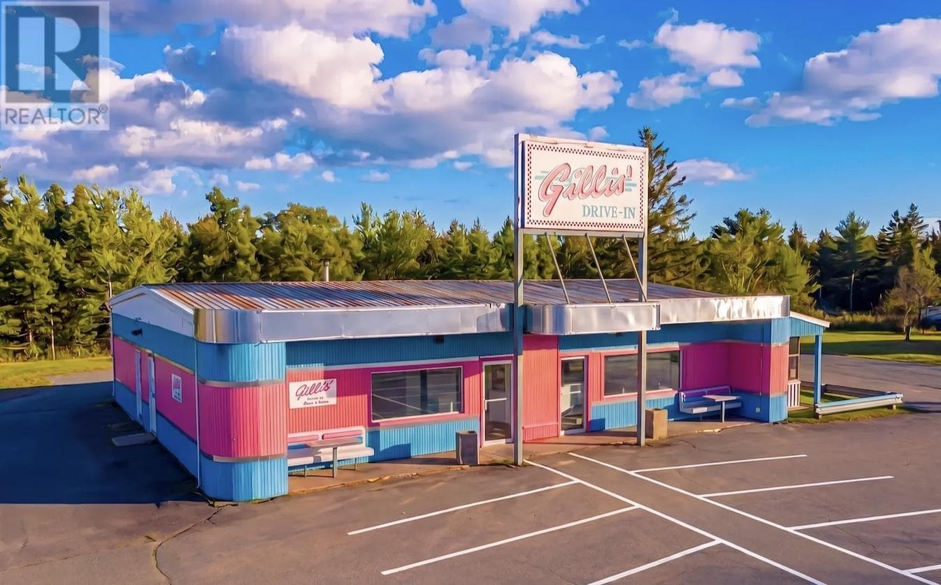 5207 AA MacDonald Highway