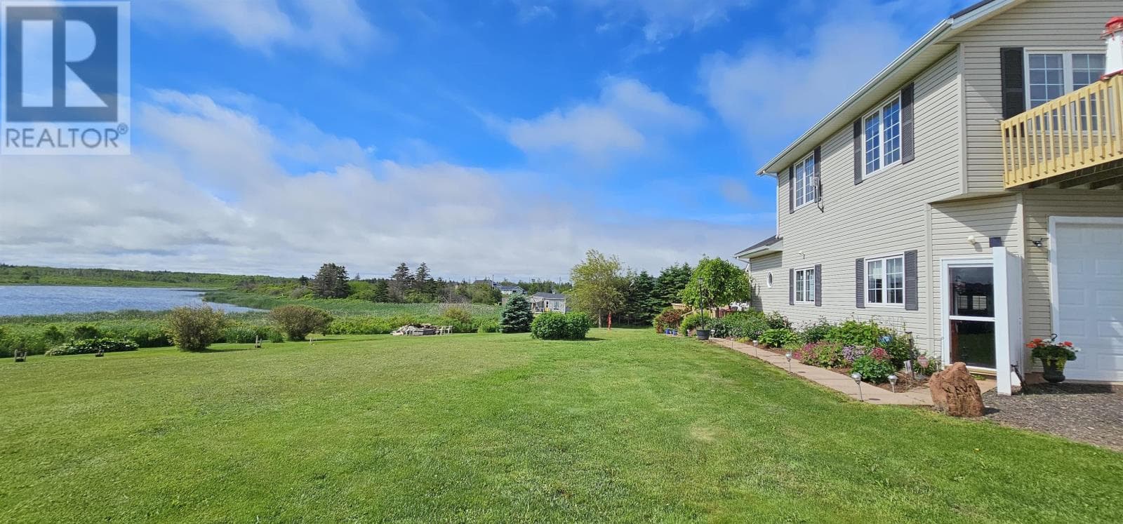 16 Wild Rose Lane