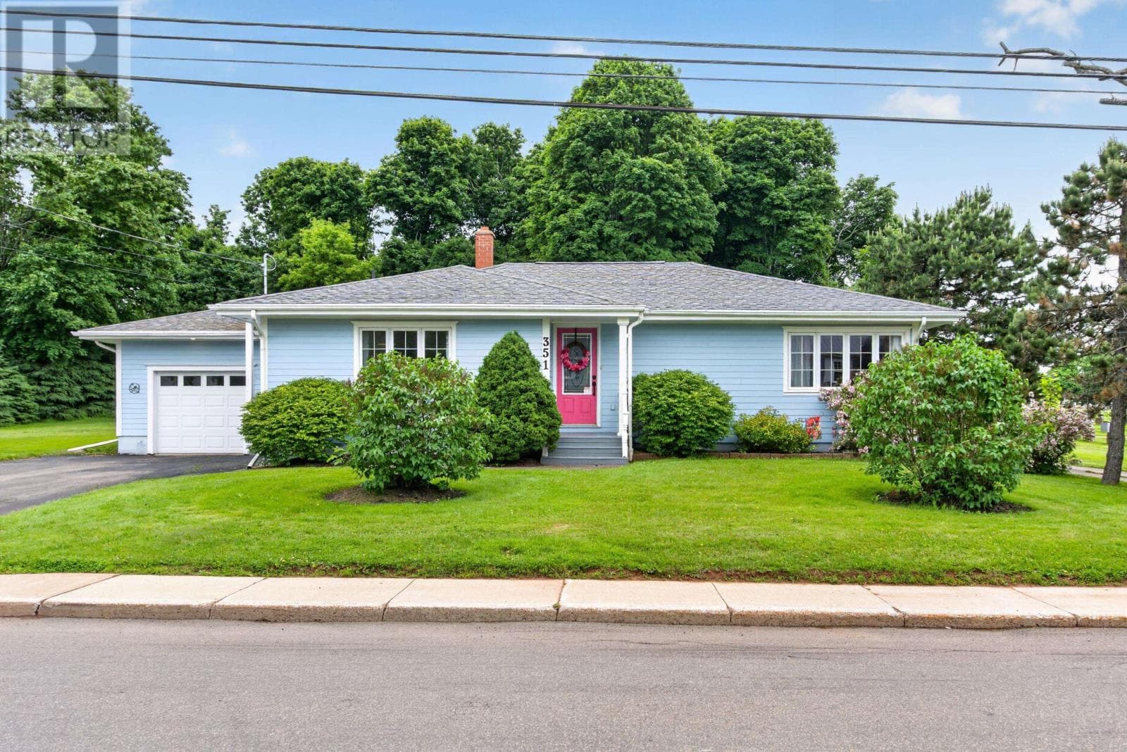 351 Maple Avenue