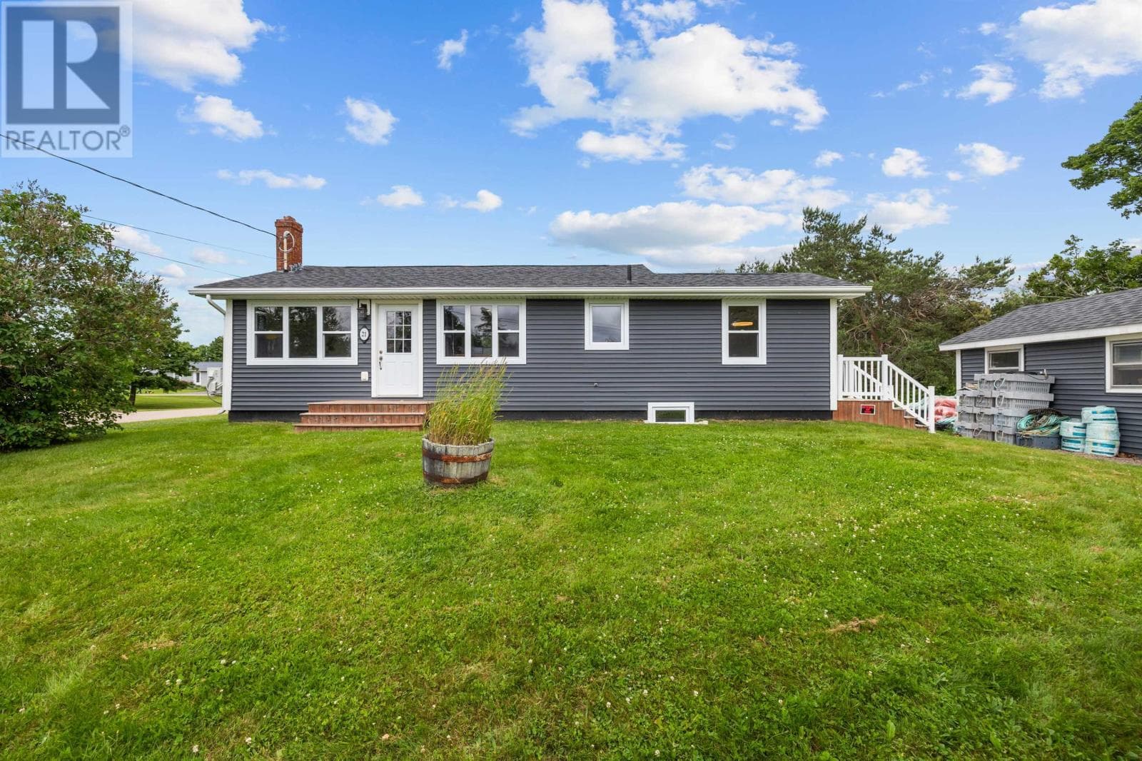 21 Yeo Crescent