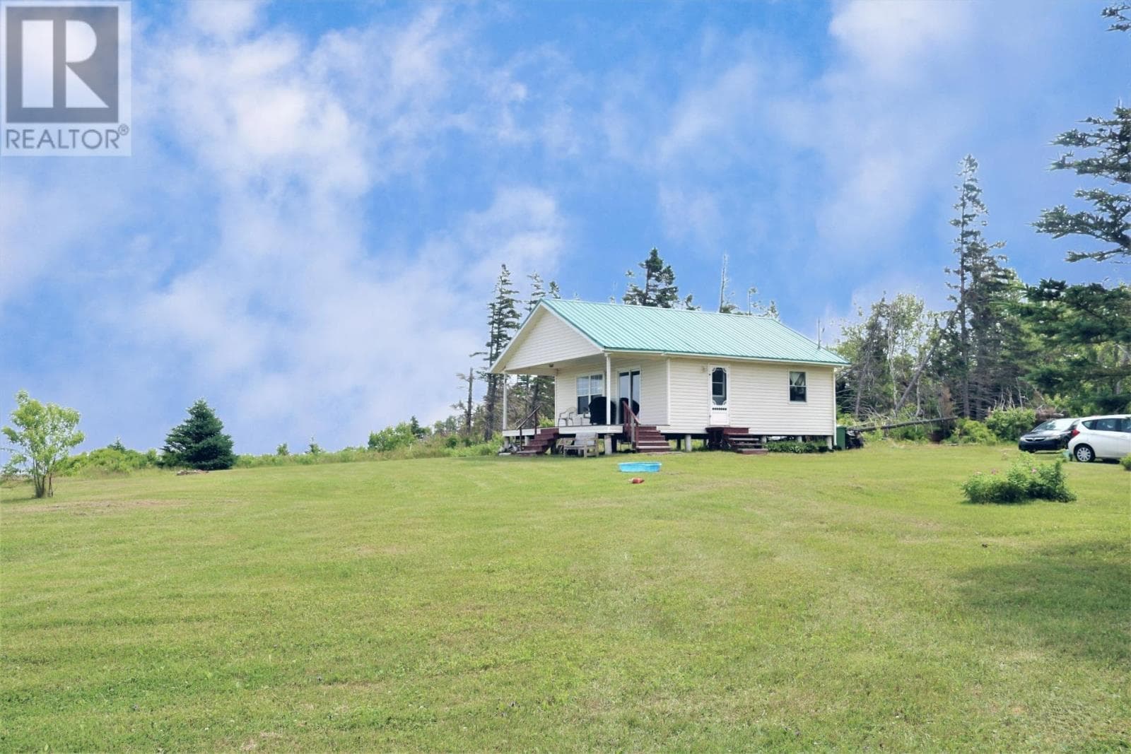 171 Suzannes Lane