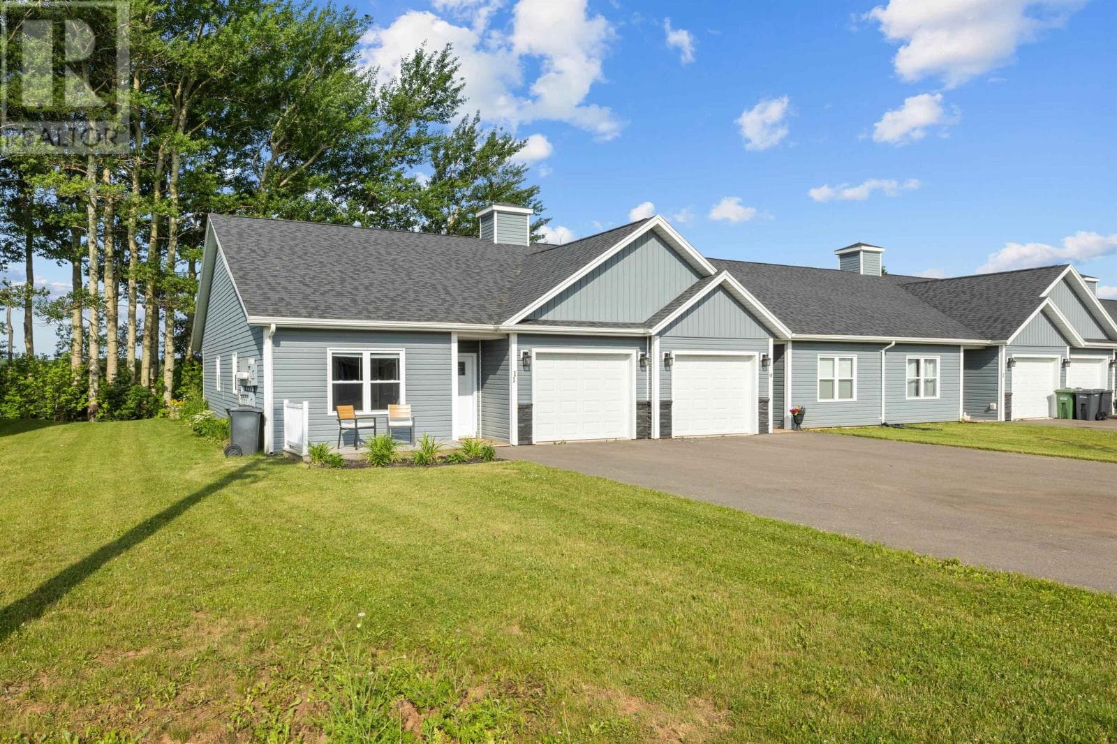 11 Mill Pond Lane