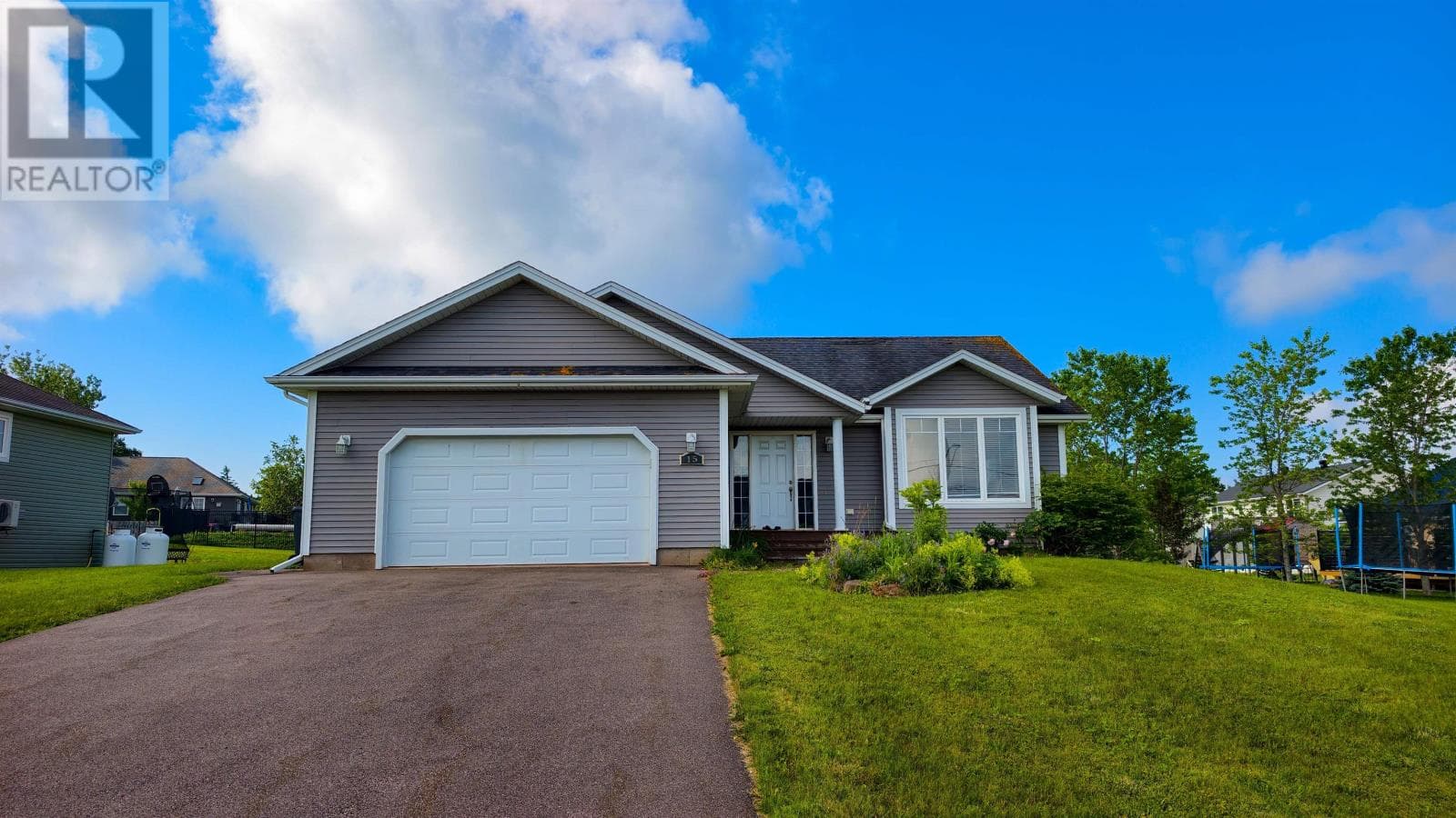 15 Gordon Day Drive