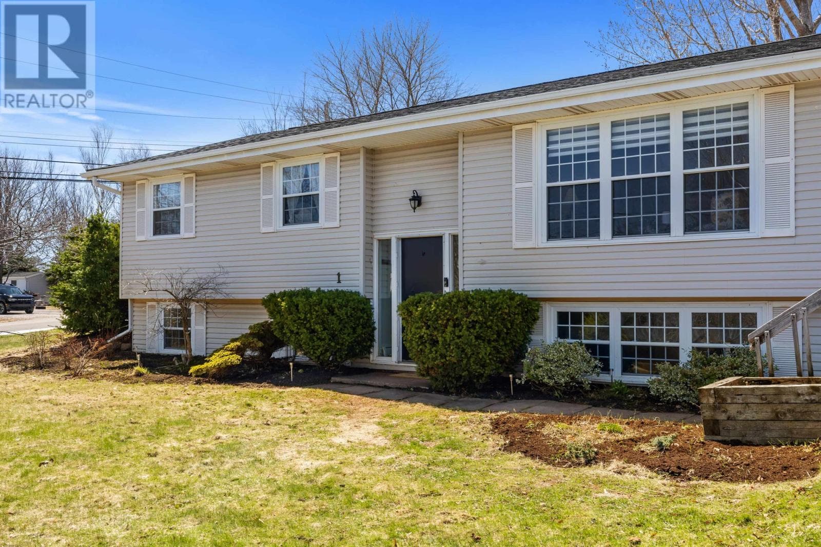 1 Braemore Avenue