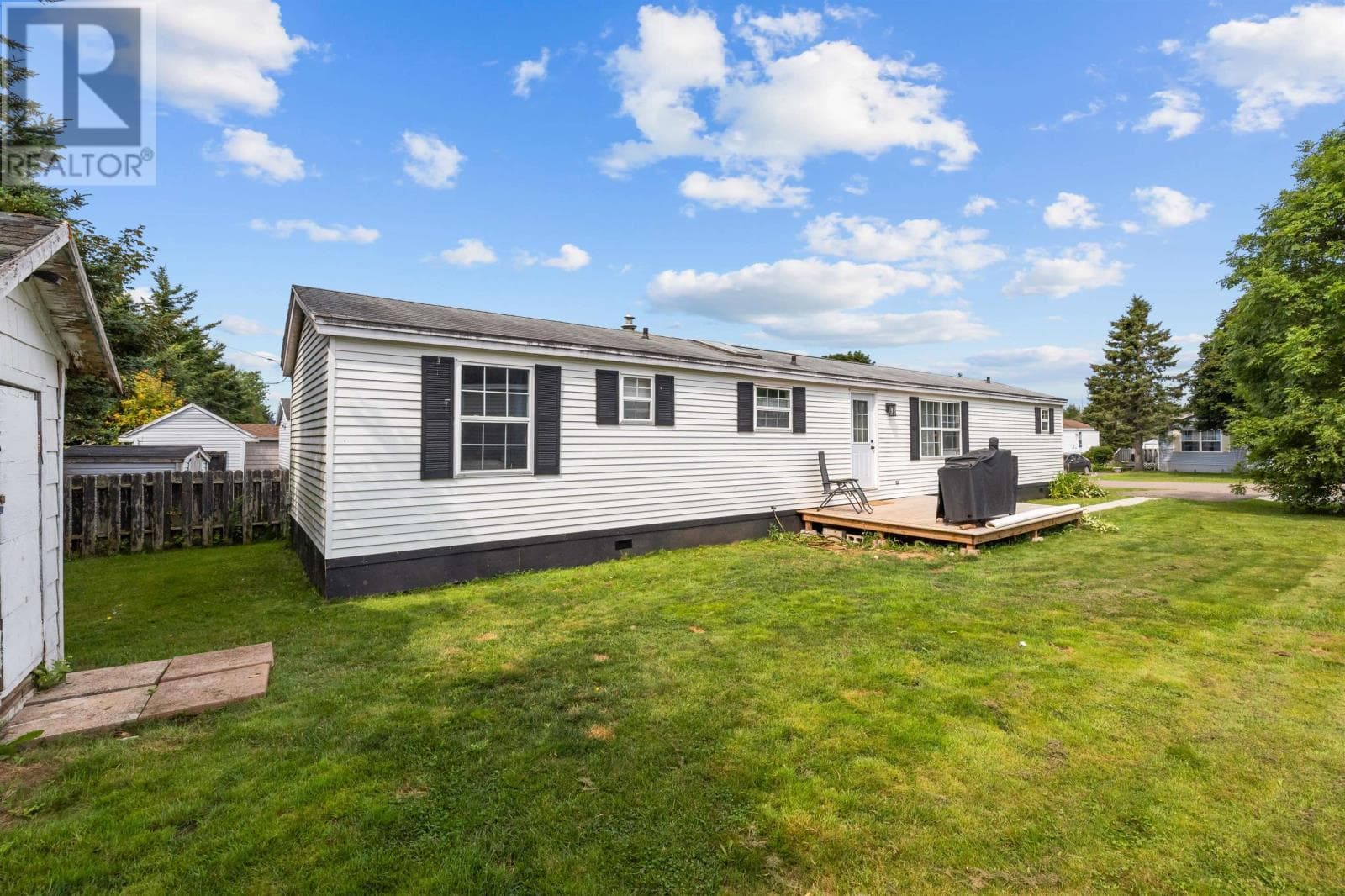 31 Amber Avenue